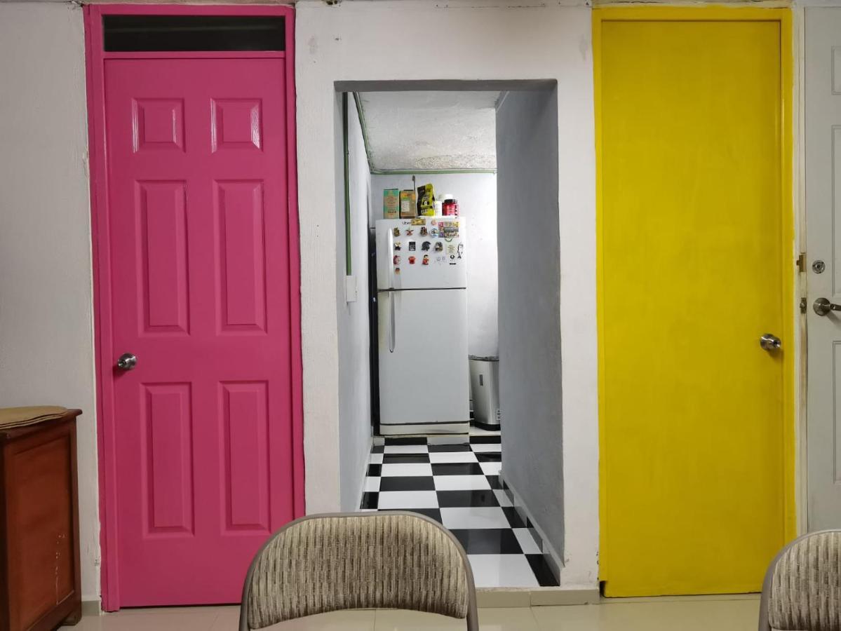 777 Lenderman Hostal 777 칸쿤 외부 사진